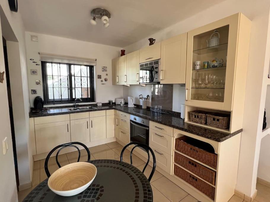 פוארטו דל כרמן Casa Mo, 2 Bedroom Apartment Close To The Beach מראה חיצוני תמונה